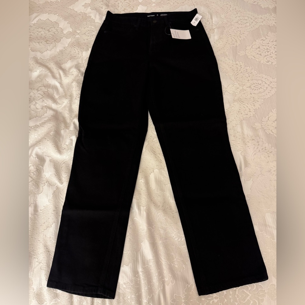 NWT Old Navy Black Straight Leg Jeans. Sz 12 🌟 tall